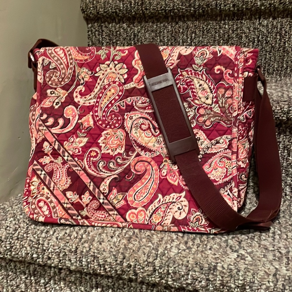 Vera Bradley Laptop bag!  Great condition preowned, CLEAN!
